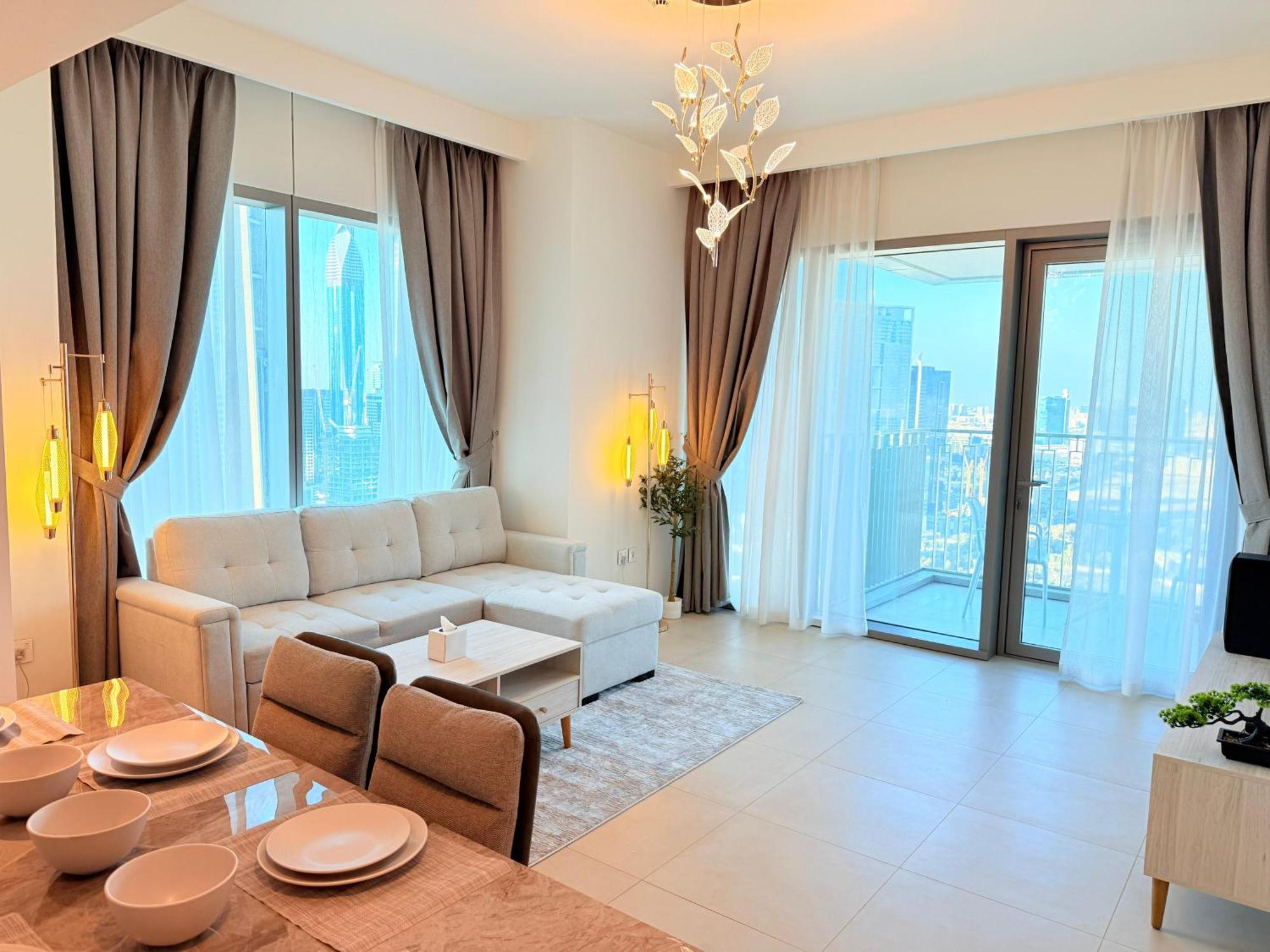 2 Bedroom Infront Of Mall By Aventine Homes Apartment *