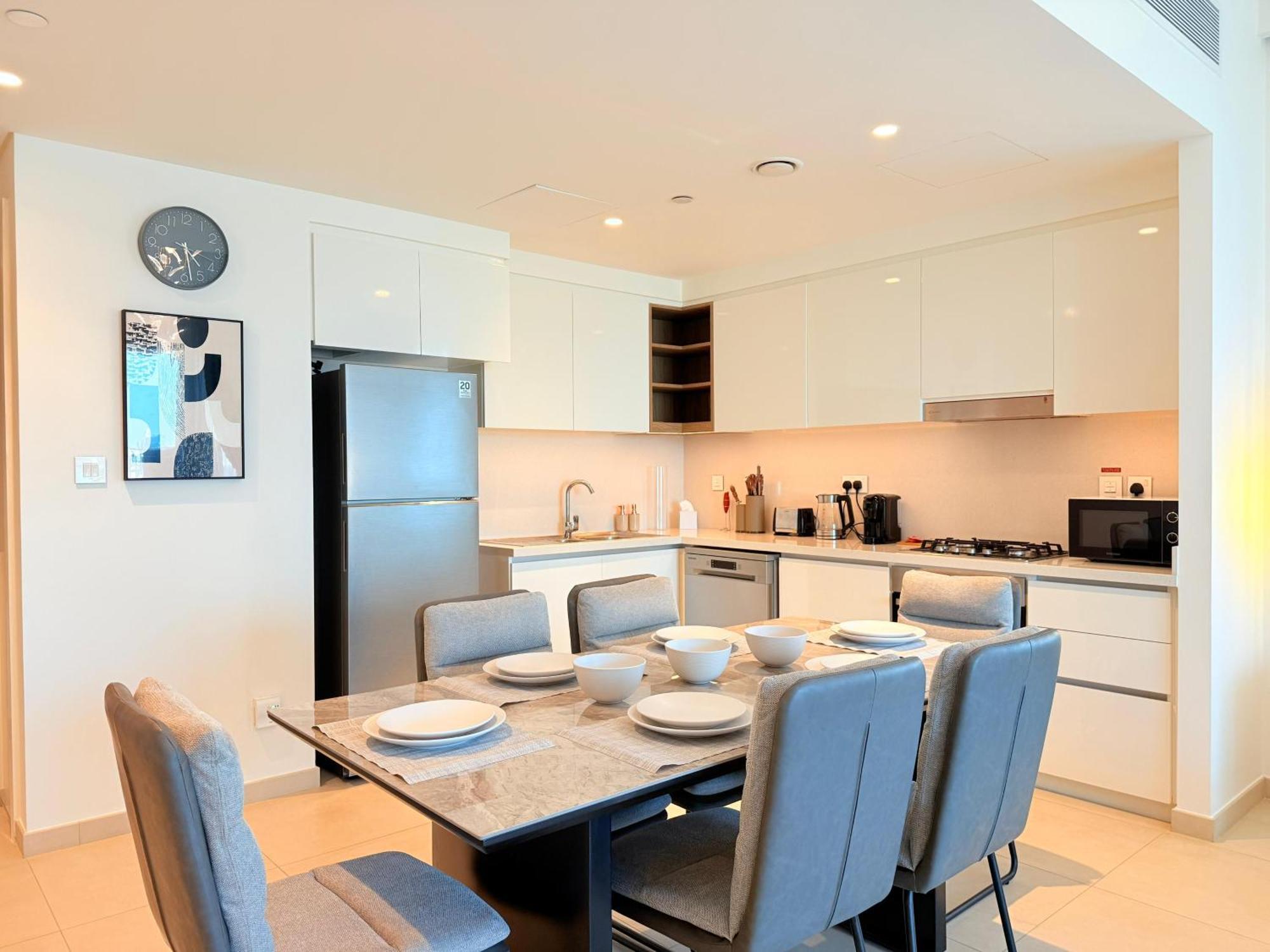 2 Bedroom Infront Of Mall By Aventine Homes Apartment Dubai